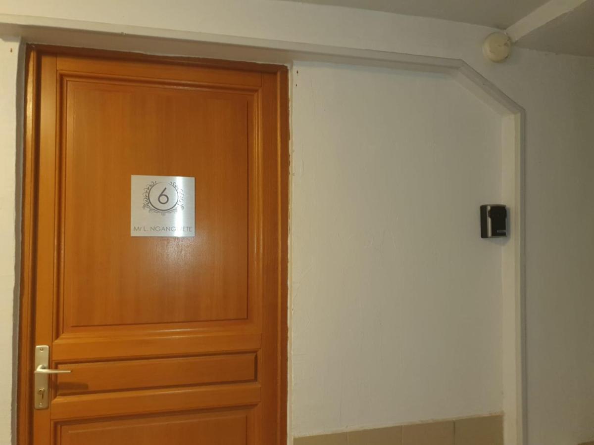 Chambre Privee Numero 1 Dans Un Superbe Appartement En Colocation Montataire Buitenkant foto