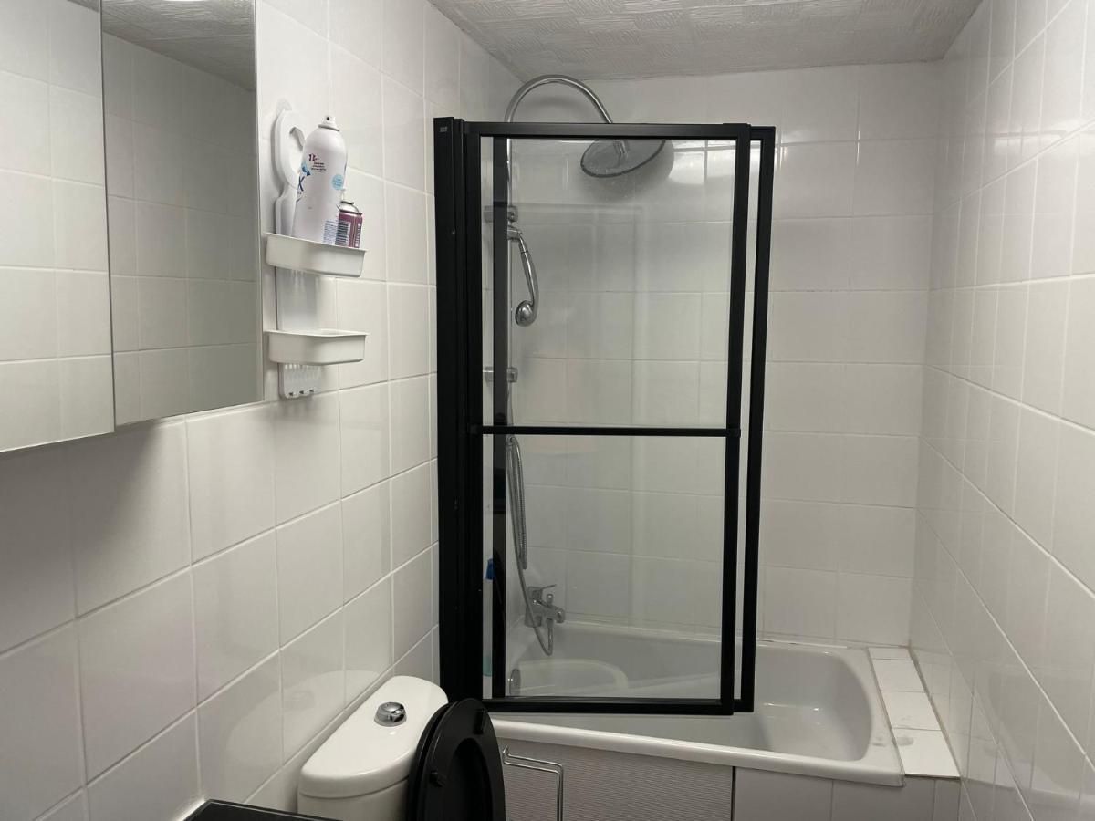 Chambre Privee Numero 1 Dans Un Superbe Appartement En Colocation Montataire Buitenkant foto